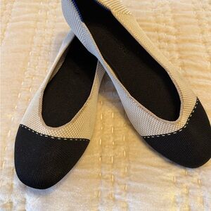 Rothy's Beige and Black Flats